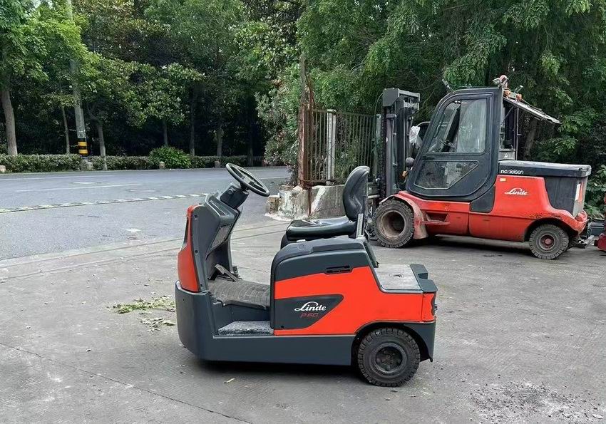 電動牽引車